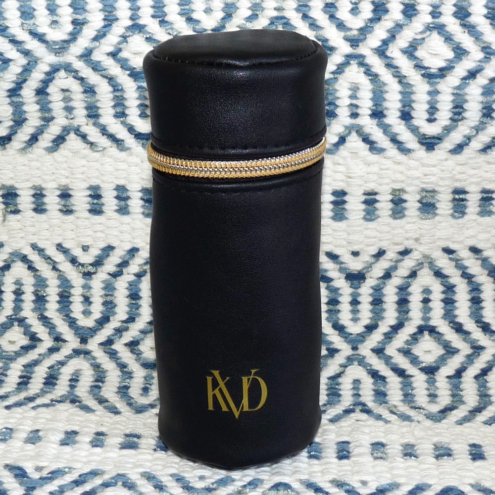 KVD Kat Von D Beauty Round Cylinder Brush Makeup Bag Case New in Plasti